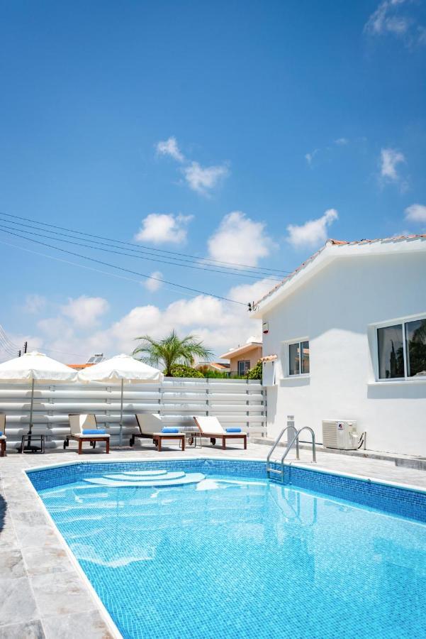 Bungalow Mikaella By Ezoria Villas Coral Bay Buitenkant foto